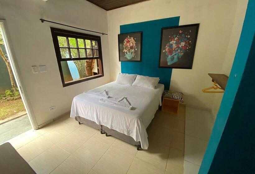 Пансион Tropical Casa Ubatuba