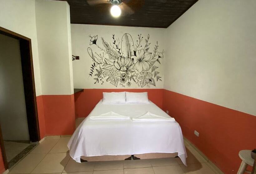 Пансион Tropical Casa Ubatuba