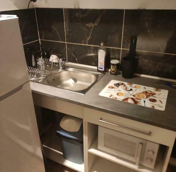 Petit Studio Au Calme Rénove A Nouveau