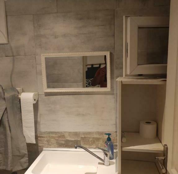 Petit Studio Au Calme Rénove A Nouveau