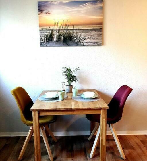 Rostock Hautnah Erleben   Schöne Maisonette 2og