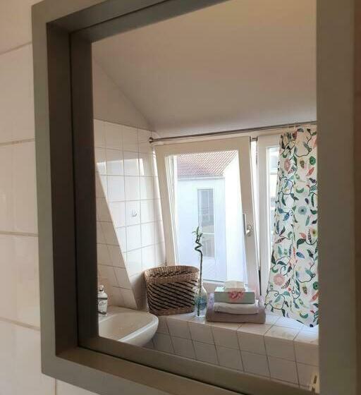 Rostock Hautnah Erleben   Schöne Maisonette 2og