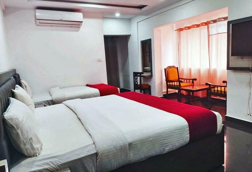 Staymaker Hotel Hill View