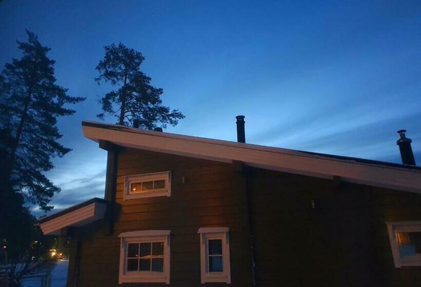 Stunning Log Cabin 45m2 On The Shore Of Kallavesi