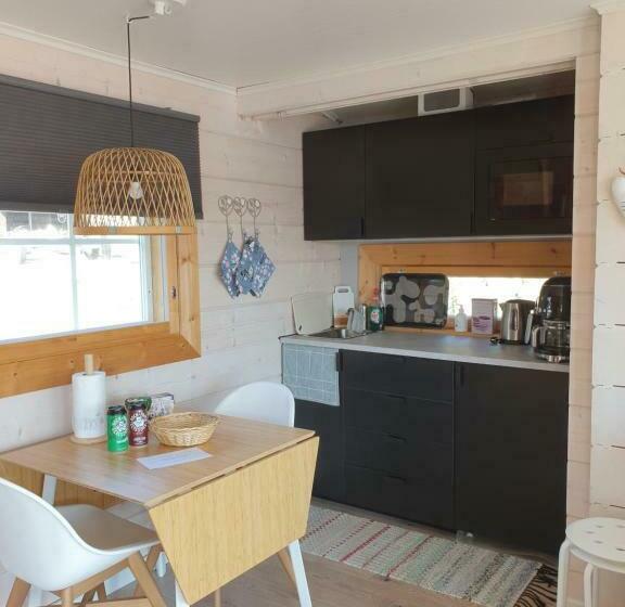 Stunning Log Cabin 45m2 On The Shore Of Kallavesi