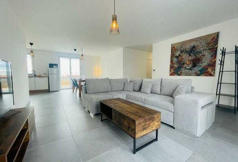 Wonderful New House In A Hamlet