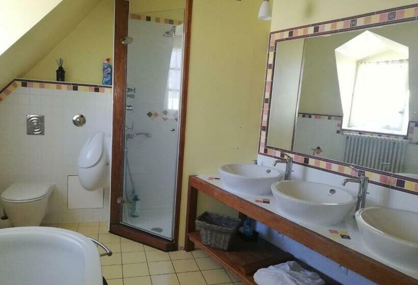 مبيت وإفطار Clos De La Ruche