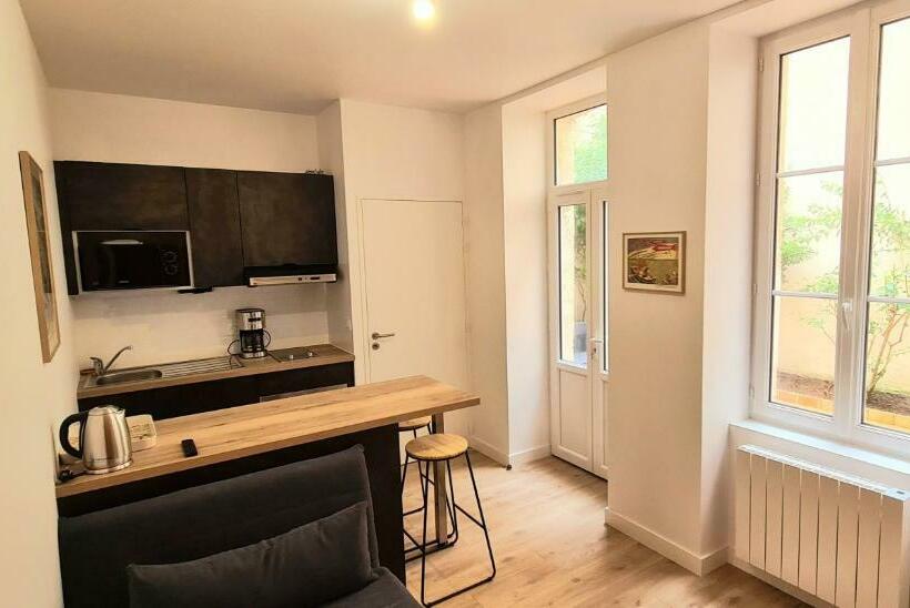 Coeur De La Rochelle Avec Terrasse