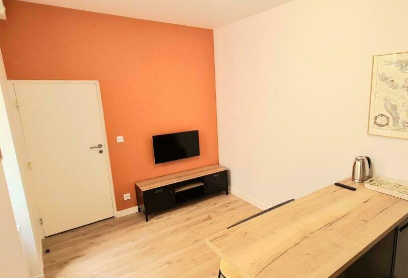 Coeur De La Rochelle Avec Terrasse