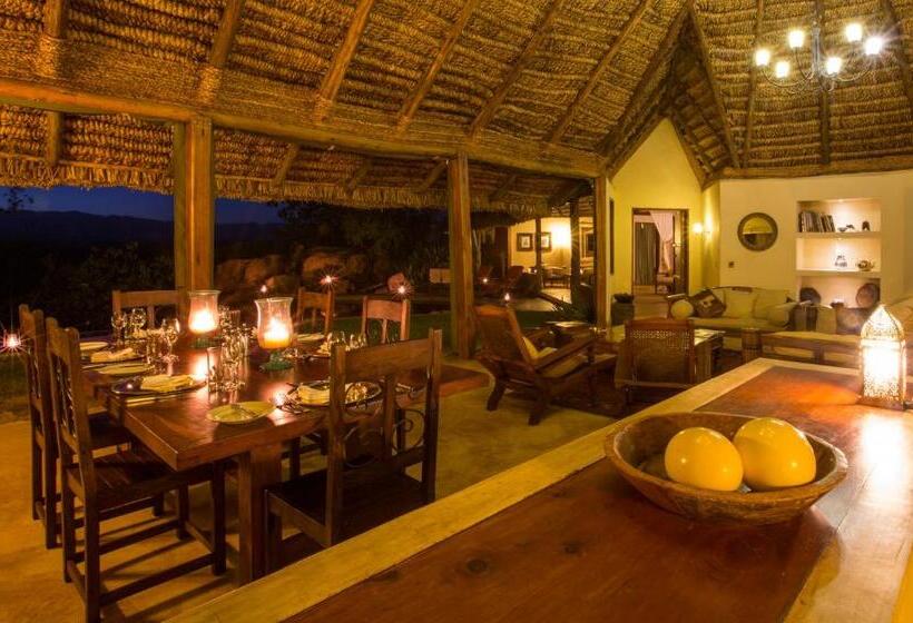 בית מלון כפרי Elewana Elsa S Kopje