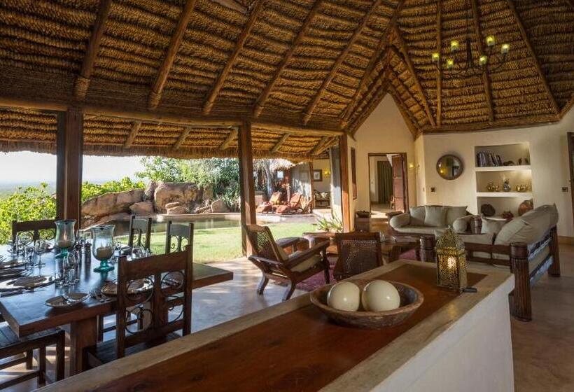 בית מלון כפרי Elewana Elsa S Kopje