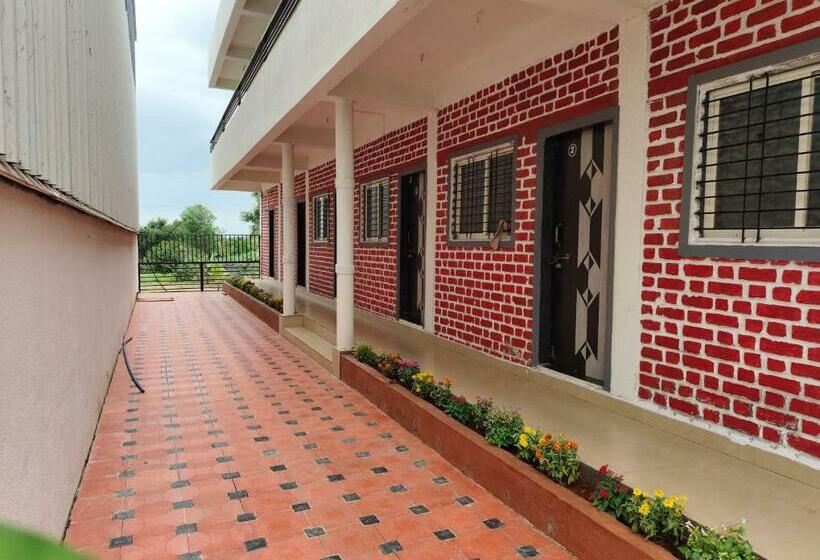 فندق Fulgulab Lawns And Home Stay