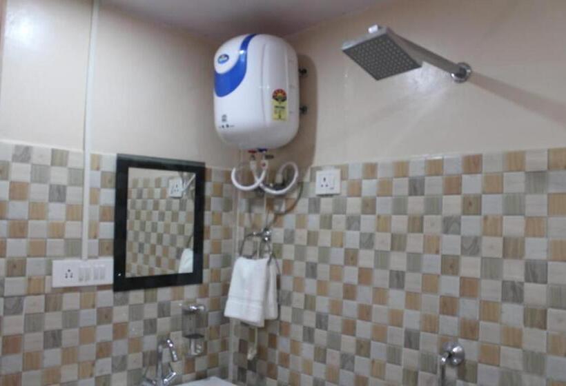 فندق Green Valley Resort Pvt Ltd