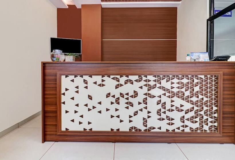 Itsy Hotels Nrm Residency