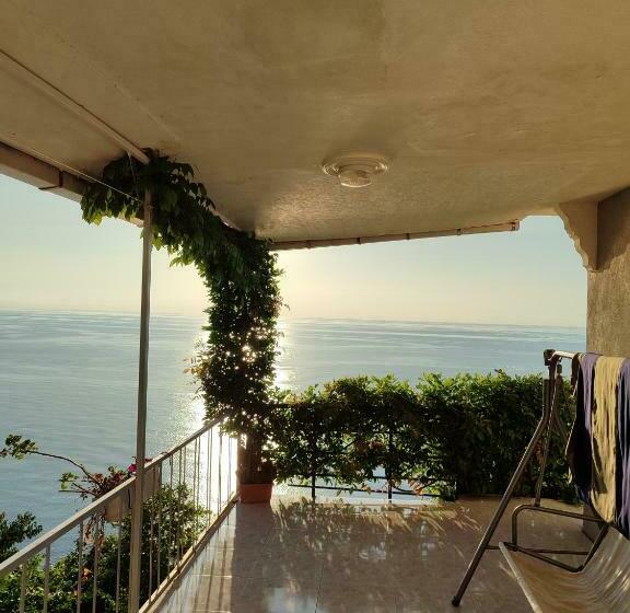 Kemer Köyü Kır Evi