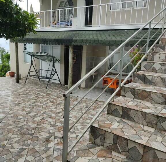 Kemer Köyü Kır Evi