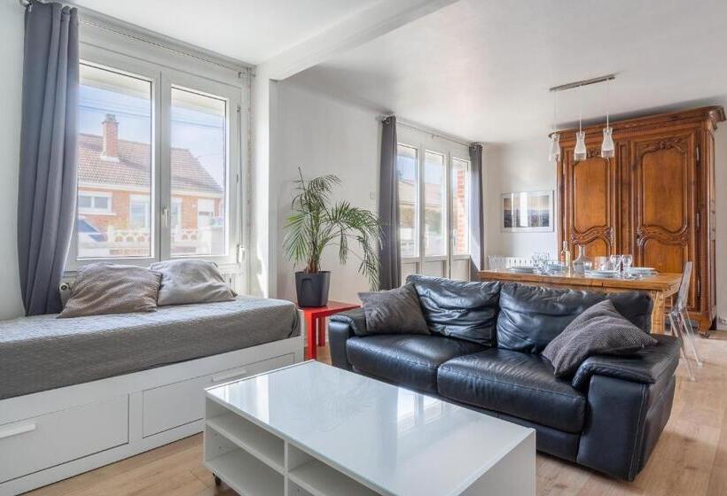 Maison Confortable, Terrasse Et Jardin à Amiens