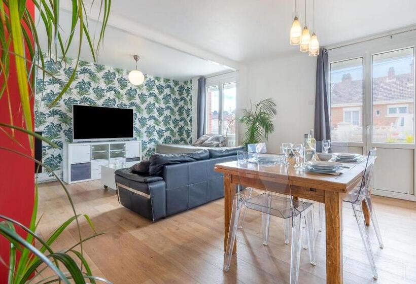 Maison Confortable, Terrasse Et Jardin à Amiens