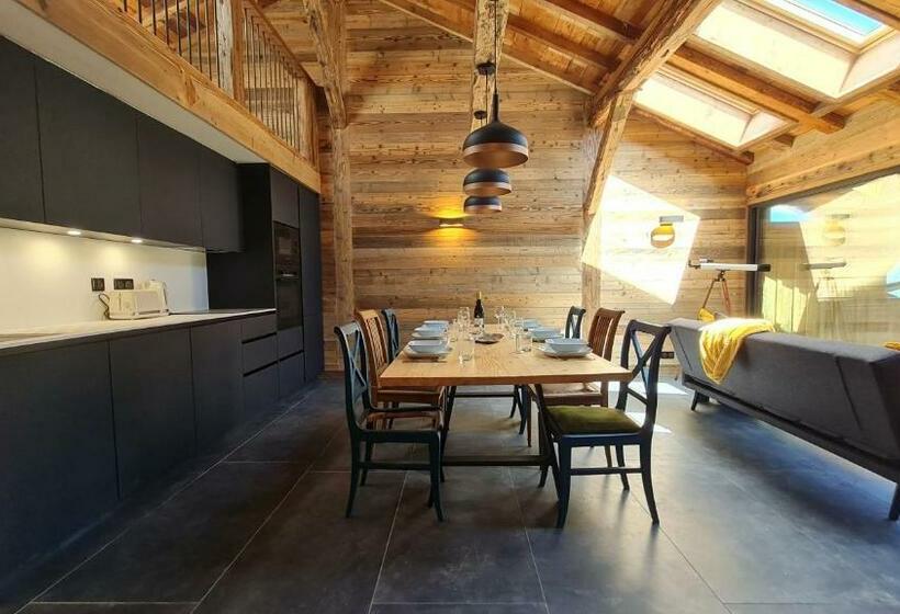 The Loft   Unique Apartment, Nr Morzine