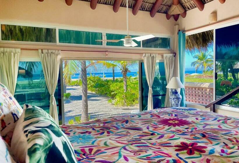 Oceanfront Villa Zihuatanejo