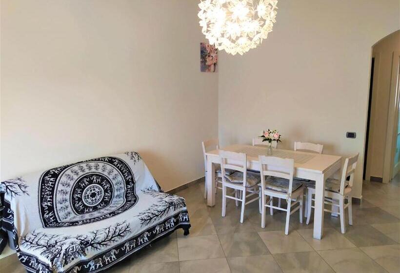 بنسيون La Favola Mia