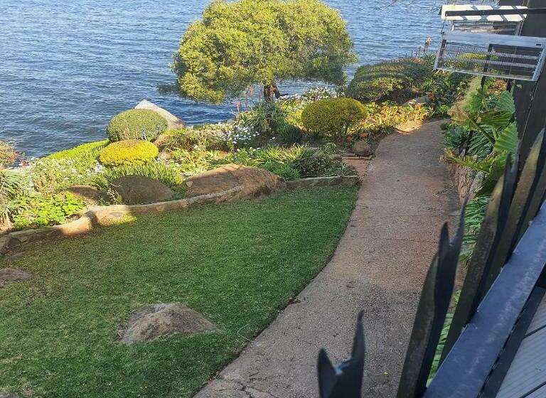 膳宿费 Living Waters Guest House