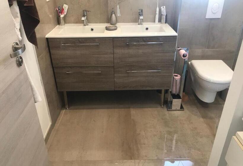 بنسيون Maison Lilomel