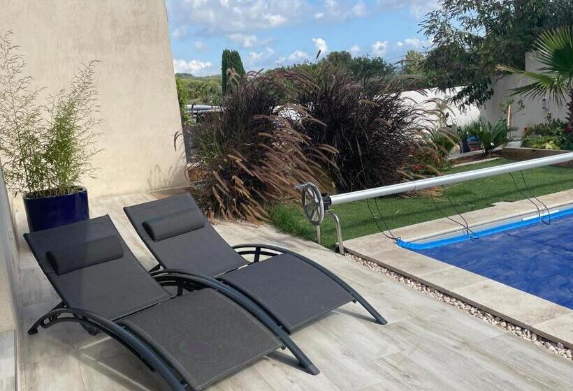 بنسيون Maison Lilomel