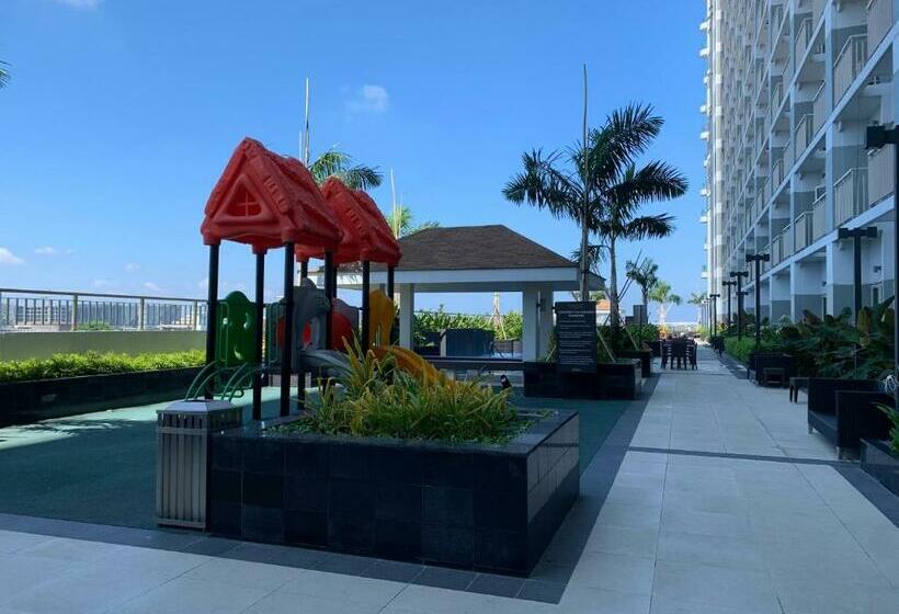 Smdc Coast Residences Roxas Boulevard Corner Pasay Condo Unit