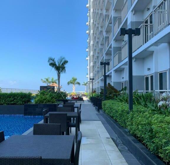 Smdc Coast Residences Roxas Boulevard Corner Pasay Condo Unit