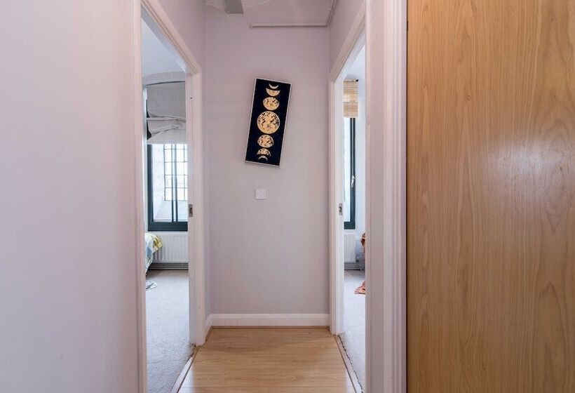 Sublime Stays Derby Millhouse,   2 Bed Apartment