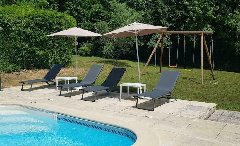 Superb Contemporary 2 Bed Villa +private Pool