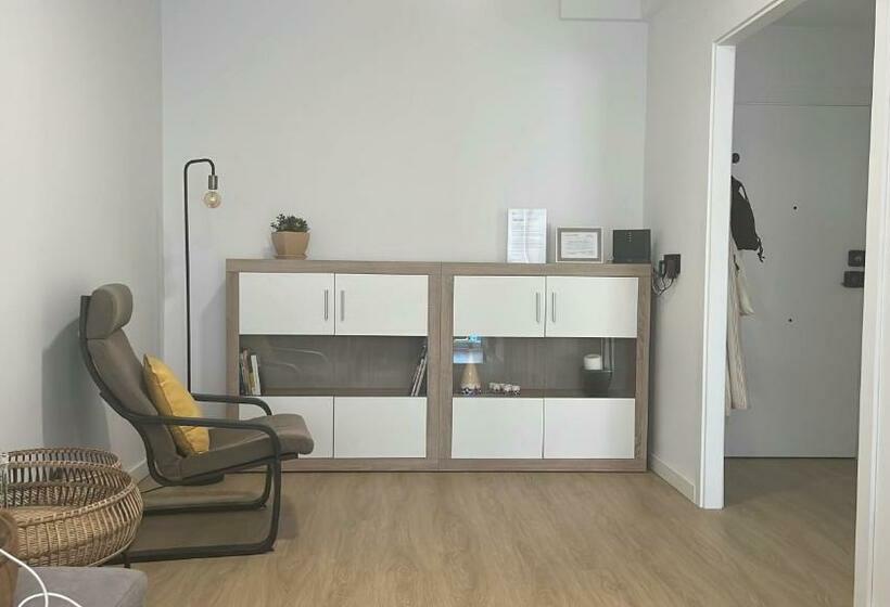 Tía Carmen, Piso Familiar En Centro Bueu