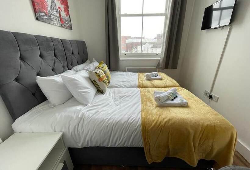 Webberley Stylish Studio 9a Twin Bed