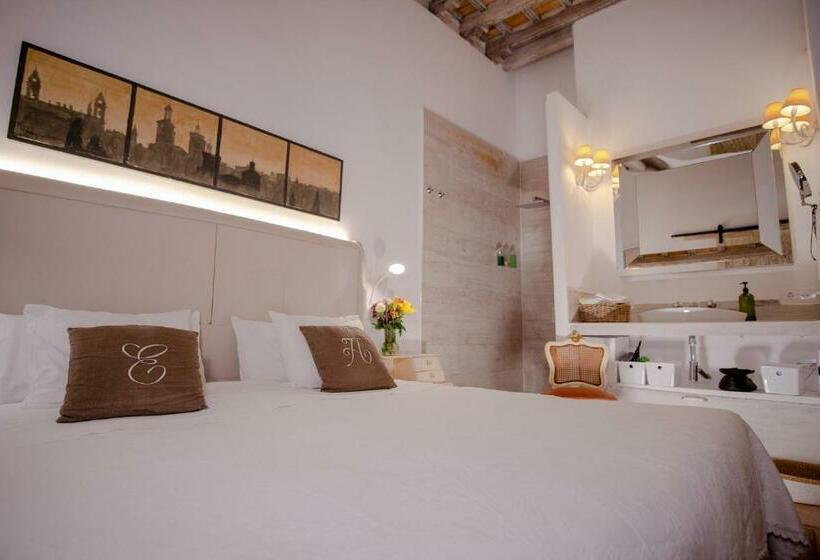 Apartamentos Sharis