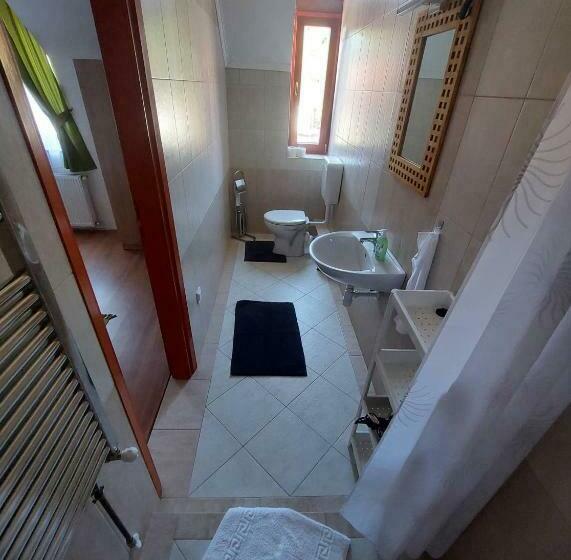 تختخواب و صبحانه Csipke Vendégház