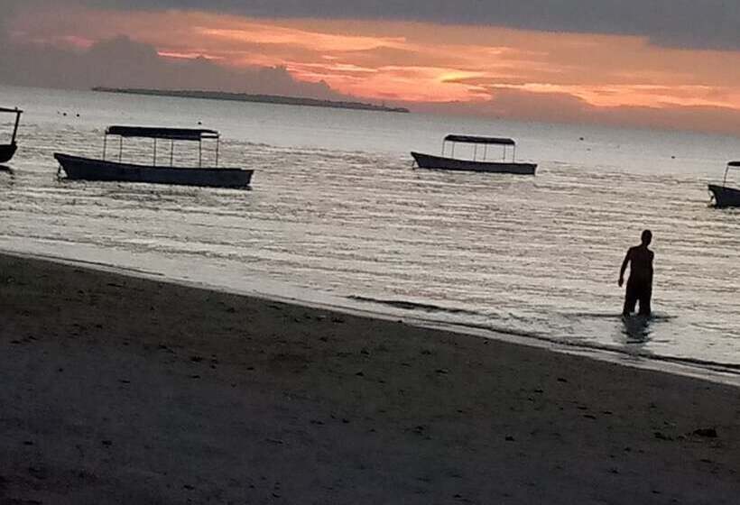 住宿加早餐 Kivulini Garden Lodge