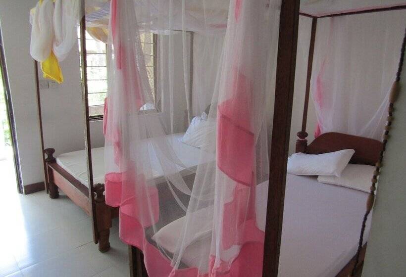 住宿加早餐 Kivulini Garden Lodge