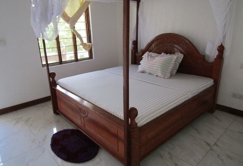 住宿加早餐 Kivulini Garden Lodge