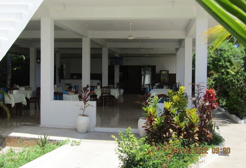 住宿加早餐 Kivulini Garden Lodge