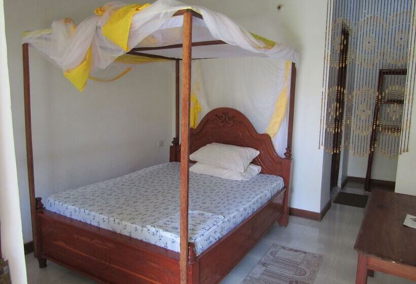 住宿加早餐 Kivulini Garden Lodge