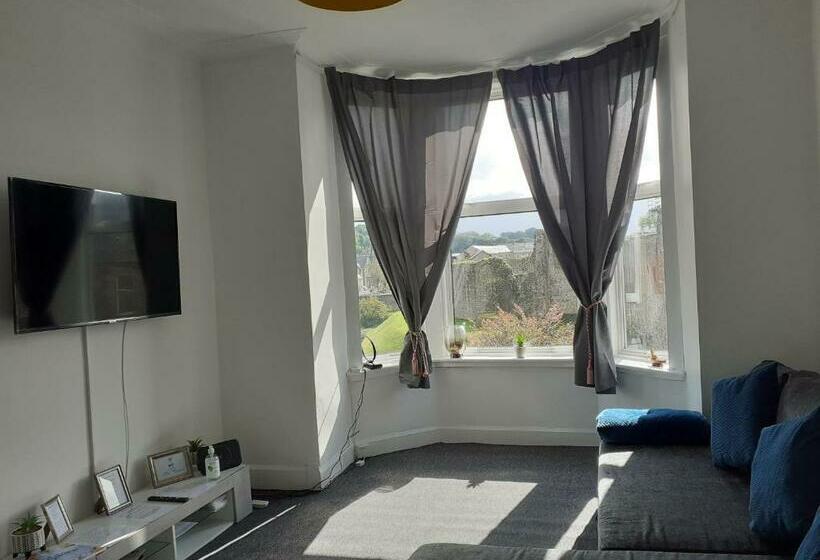 Castleview Is A Lovely Flat In A Listed Building