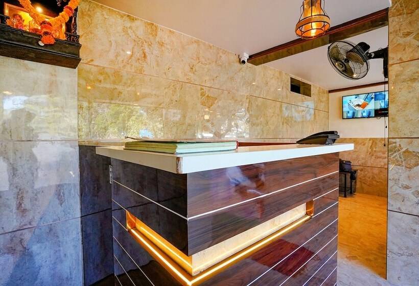 בית מלון כפרי Fab Dwarka