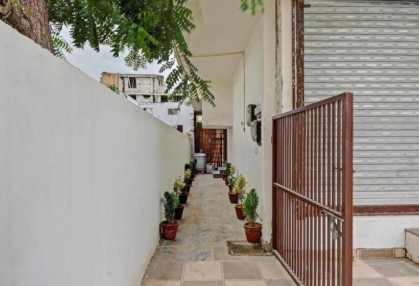 Flagship Hotel Ansh Plaza