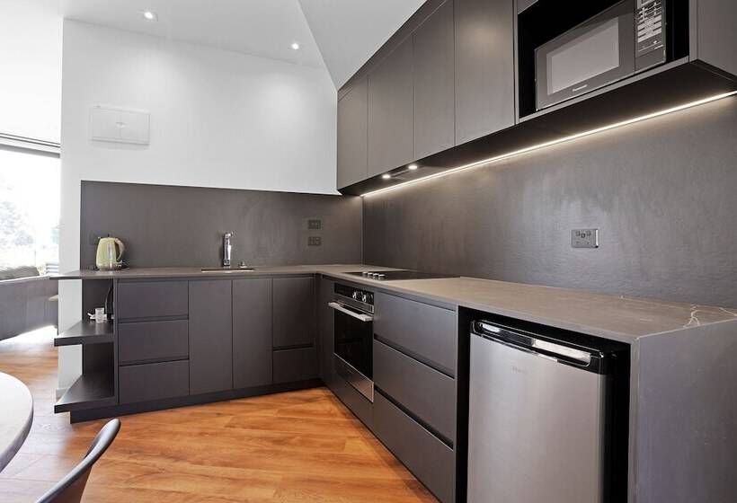 בית מלון כפרי Grand Suites Lake Tekapo