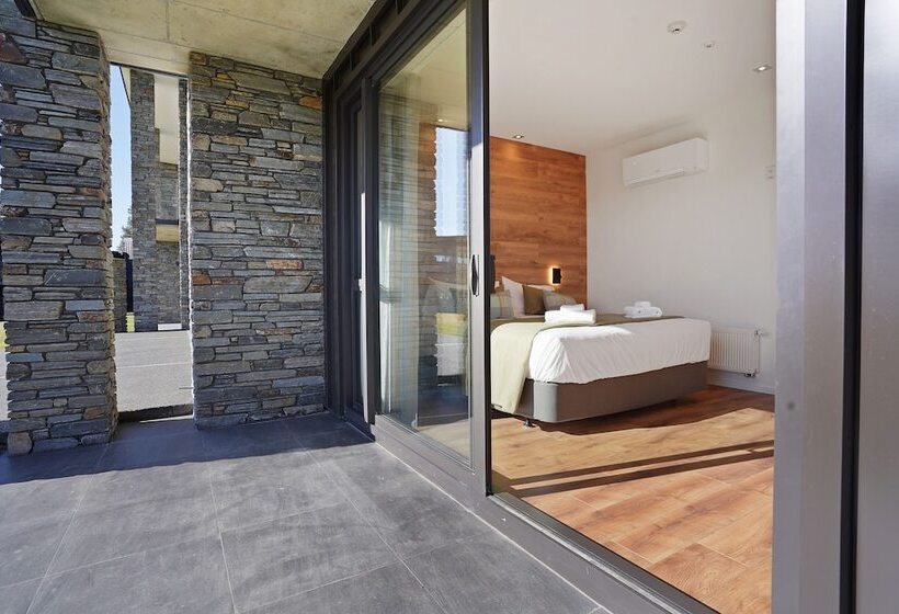 בית מלון כפרי Grand Suites Lake Tekapo