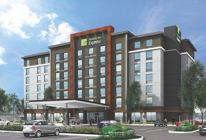 هتل Holiday Inn Express & Suites Toronto Airport South, An Ihg
