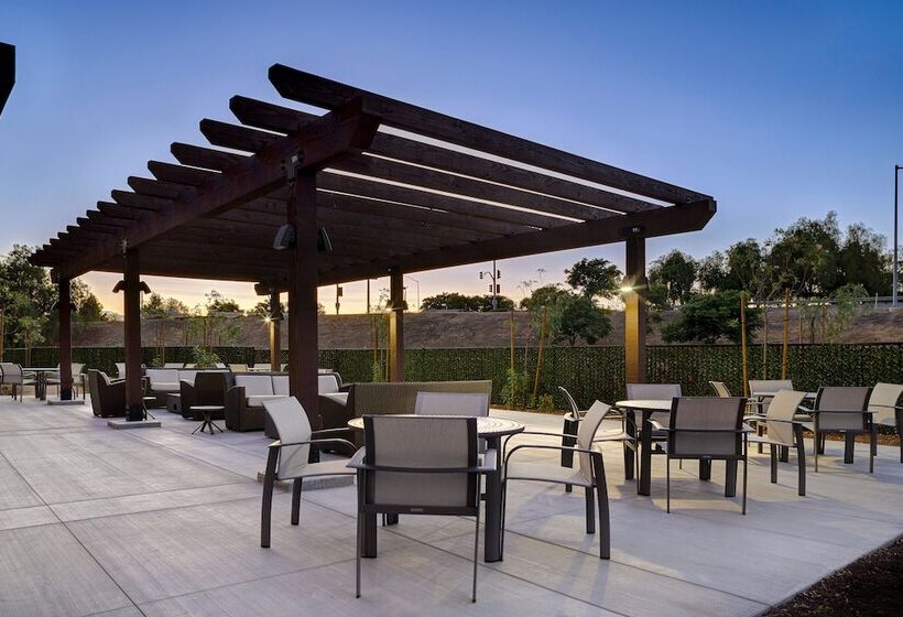 فندق Holiday Inn Express & Suites Chino Hills, An Ihg