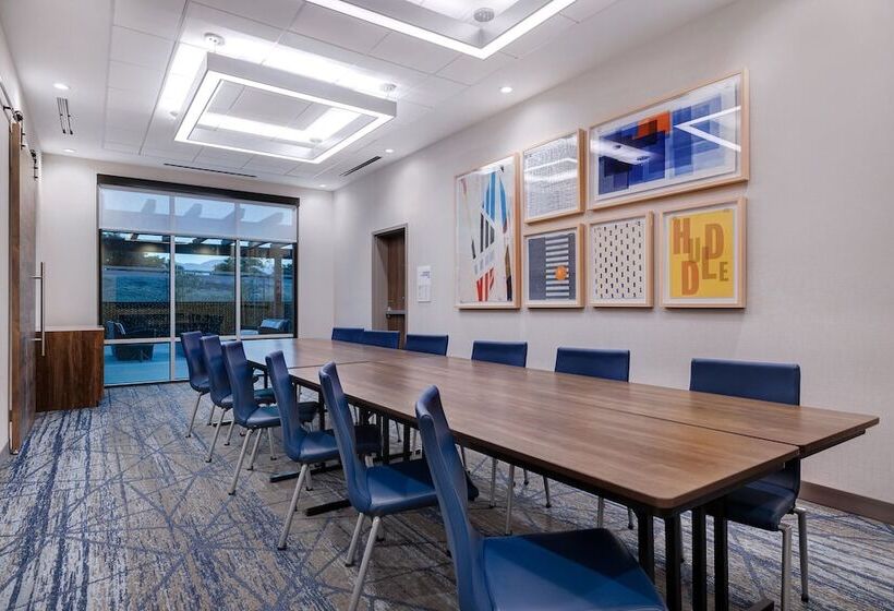 فندق Holiday Inn Express & Suites Chino Hills, An Ihg