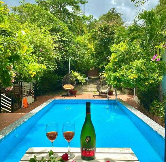 هتل Ngoc Hanh Bungalow Phu Quoc